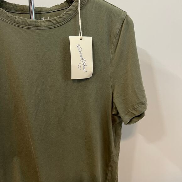 Universal Thread Women's Dark Green Short Sleeve Crewneck T-Shirt - Small - NWT - Picture 3 of 8